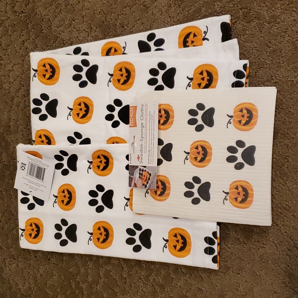 Halloween Kitchen Dish Towels & Swedish Sponge Cloths Paw Prints & Pumpkins NWT